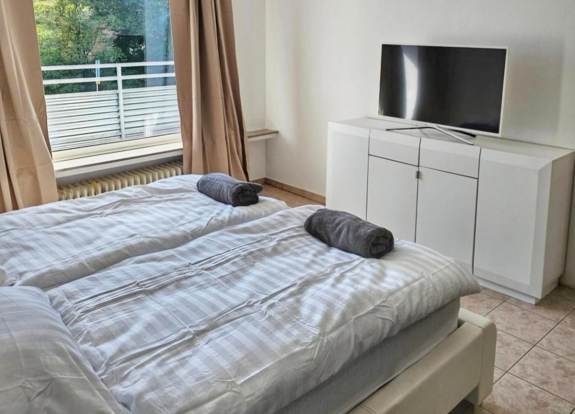 3 Zimmer Apartment Mit Balkon Wuppertal Exterior foto